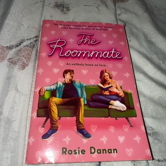 The Roommate by Rosie Danan. paperback still in good condition - Picture 2 of 4